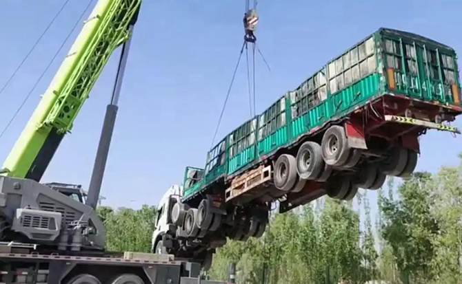 华宁道路脱困救援案例